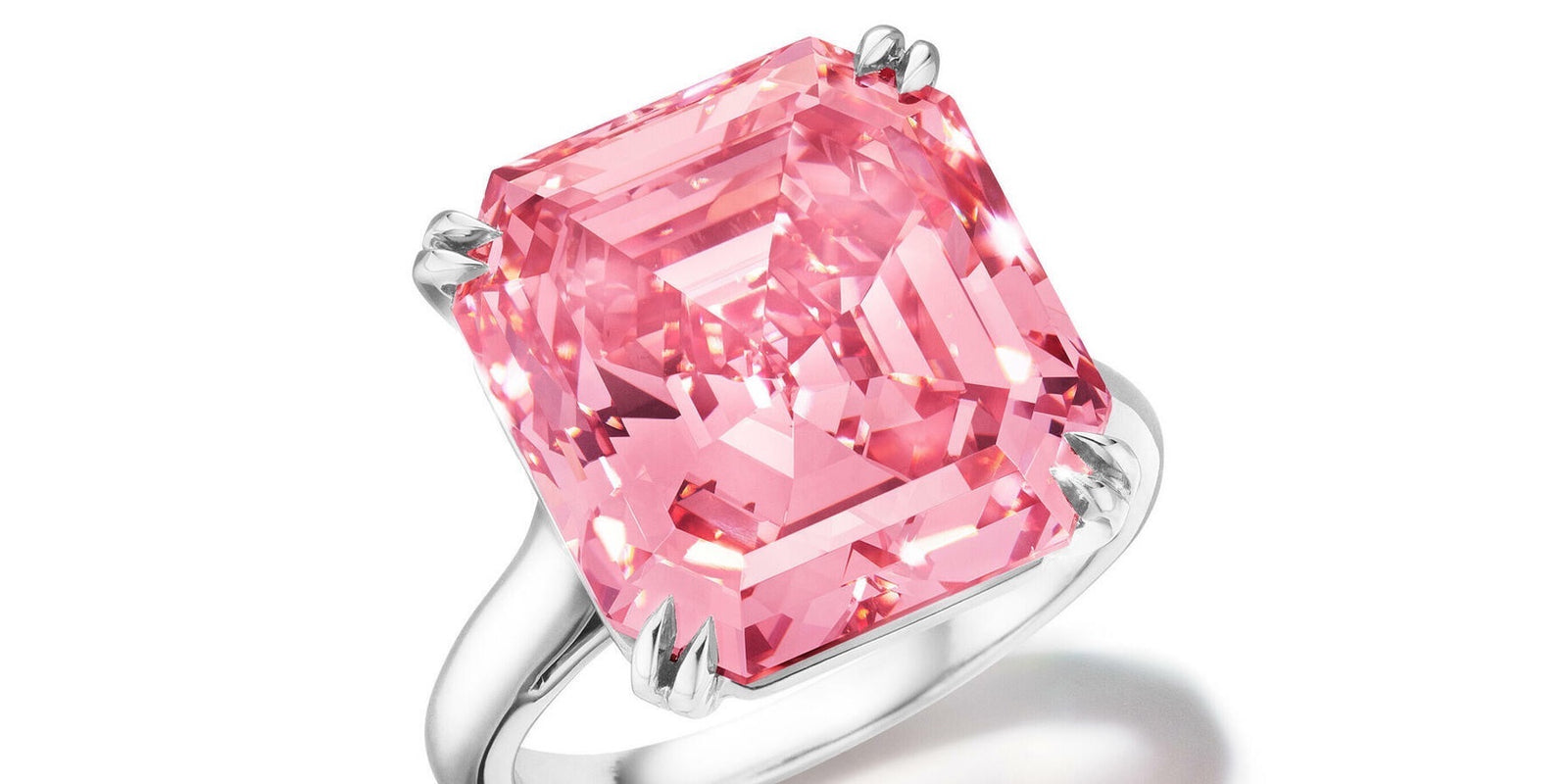 13.15カラットのピンクダイヤがクリスティーズへの出品を取り下げ